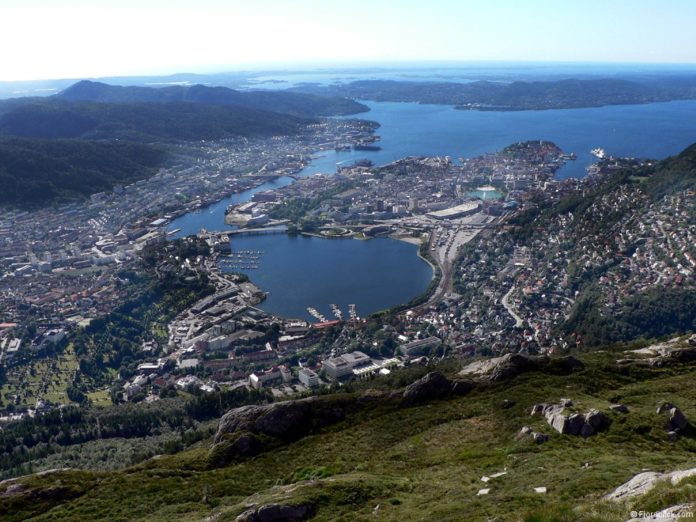 Blick vom Ulriken auf Bergen