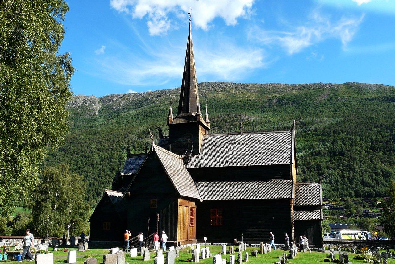 Lom Stabkirche