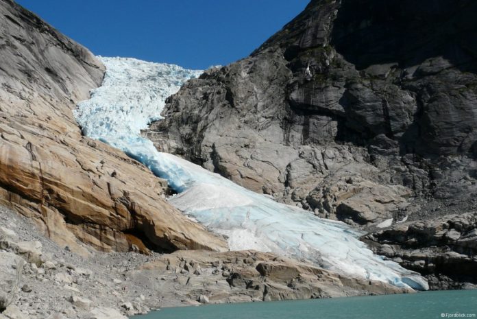 Blick auf den Briksdalsbreen