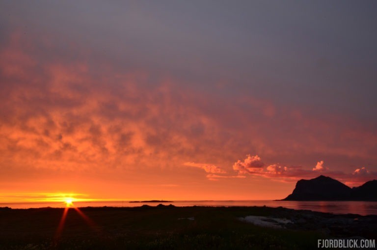 Sonnenuntergang in Napp auf den Lofoten