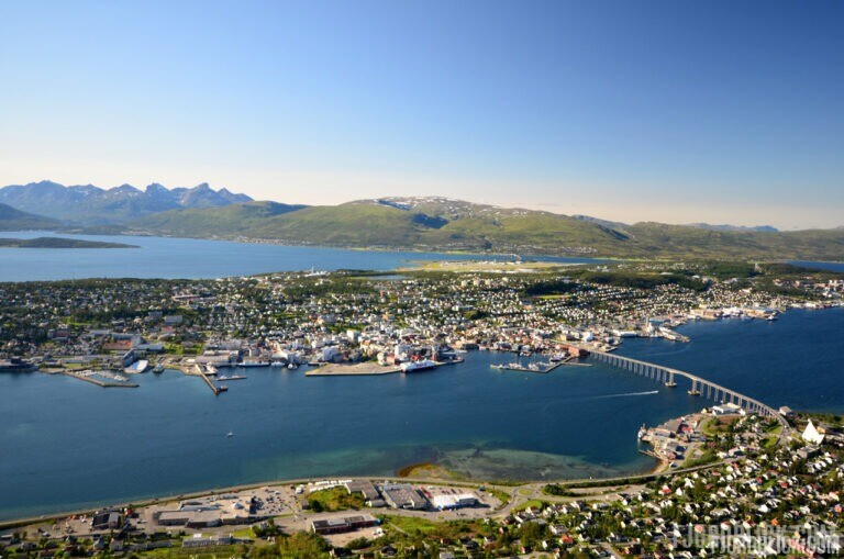 Blick vom Storsteinen in Tromsø